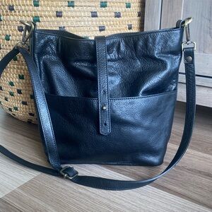 Garnet Hill Leather Bag Purse Crossbody Made in Italy Black Color